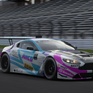 Juicd V12 Vantage style 3