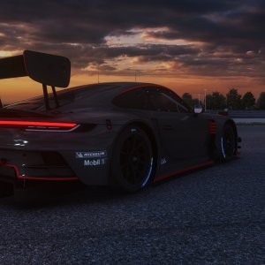 Screenshot_lm_911_992_gt3r_tmm_slovakiaring_8-3-123-6-22-33.jpg
