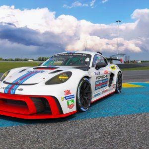 Screenshot_gue_porsche_cayman_rsr_tmm_slovakiaring_12-3-123-20-5-25.jpg