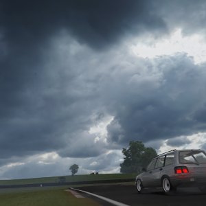 Screenshot_gtsupreme_forester_sf_sunday_albino_oulton_park_16-3-123-17-26-42.jpg