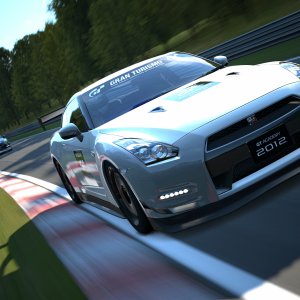 GT-R Black edition Tuned Car (GT Academy Version) '12 - Nür