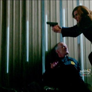 Castle 8x15 - Beckett in a Gunfight