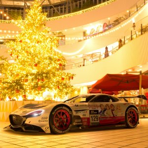 Ijigen Fes Mazda RX-Vision GT3 Concept Christmas 1