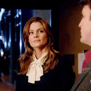 Castle - Caskett Theory Building & Banter in the Obsevation Room