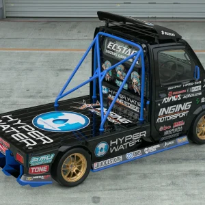 02_Hyper-Water-Inging_Race_Truck_Rear.webp