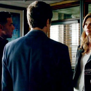 Castle 8x22 - Beckett Tells Esposito and Ryan About LokSat