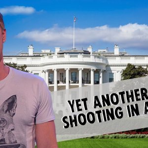 Russell Howard - Yet another mass shooting in America (Strong Language)