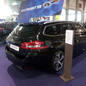 Peugeot 308 SW GT: Is it a GTI? No, but it's close...