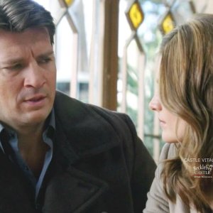 Castle 3x18 Moment: Beckett Gives Castle a “Tell her” Glare/Look (One Life to Lose)