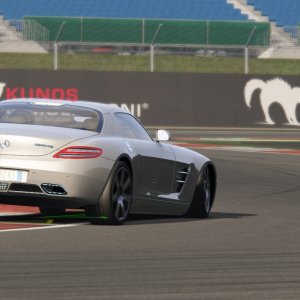 Mercedes Benz SLS