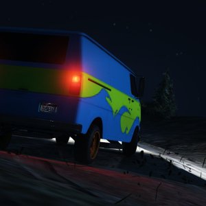 An SPD sneak on the Bravado Youga Classic 4