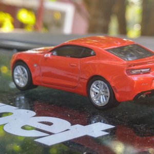 1/64 Greenlight Camaro 2016