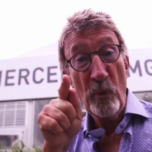 Eddie Jordan - Hamilton/Rosberg 2016 Rivalry