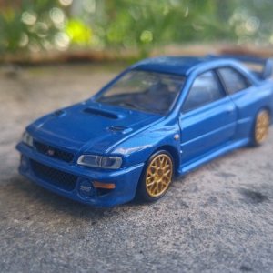 Tomica Premium: Subaru Impreza 22B