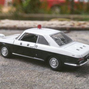 TLV: Mazda Luce Police