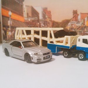 Tomica: Mitsubishi Hauler and Nismo Skyline R34