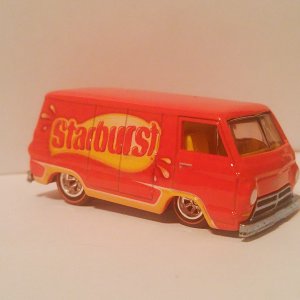 Hot Wheels: Starburst Dodge Van