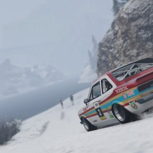 Grand Theft Auto V - Rallying In The Snow - 01