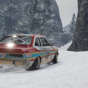 Grand Theft Auto V - Rallying In The Snow - 08