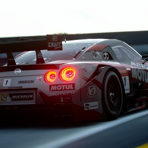 MOTUL AUTECH GT-R '16