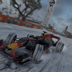 F1 Snow