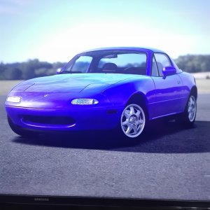 Mazda MX-5 violet