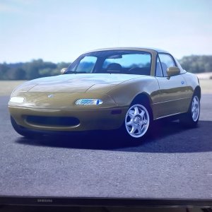 Mazda MX-5 gold