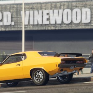 Grand Theft Auto V - Bravado Gauntlet Classic - 1