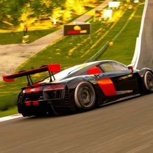 R8 LMS Ultra