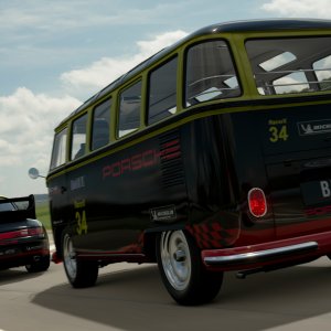 Team Porsche Road Trip