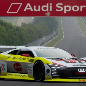 Race Home Quattro