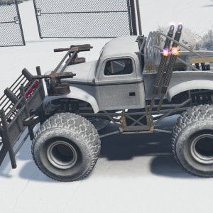 Modder made it snow, and a Sasquatch came to play 3