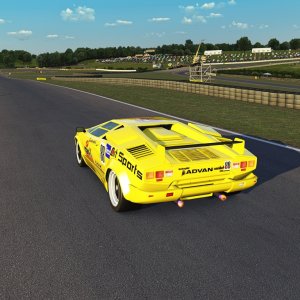Screenshot_ks_lamborghini_countach_comp94_oulton_park_15-10-120-13-24-41
