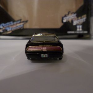 Smokey and a lot of Bandits: Greenlight Models' Smokey & The Bandit 4-car set - Bandit's Spare Chicken; Pontiac Turbo Trans Am 3