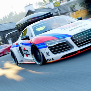 R8 Martini