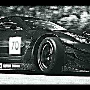 RBR00-GT3Nissan2-B&W1.jpg