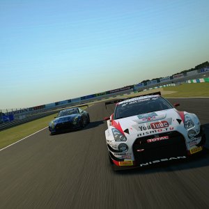 GT3 Cars racing on Motegi_4.jpg