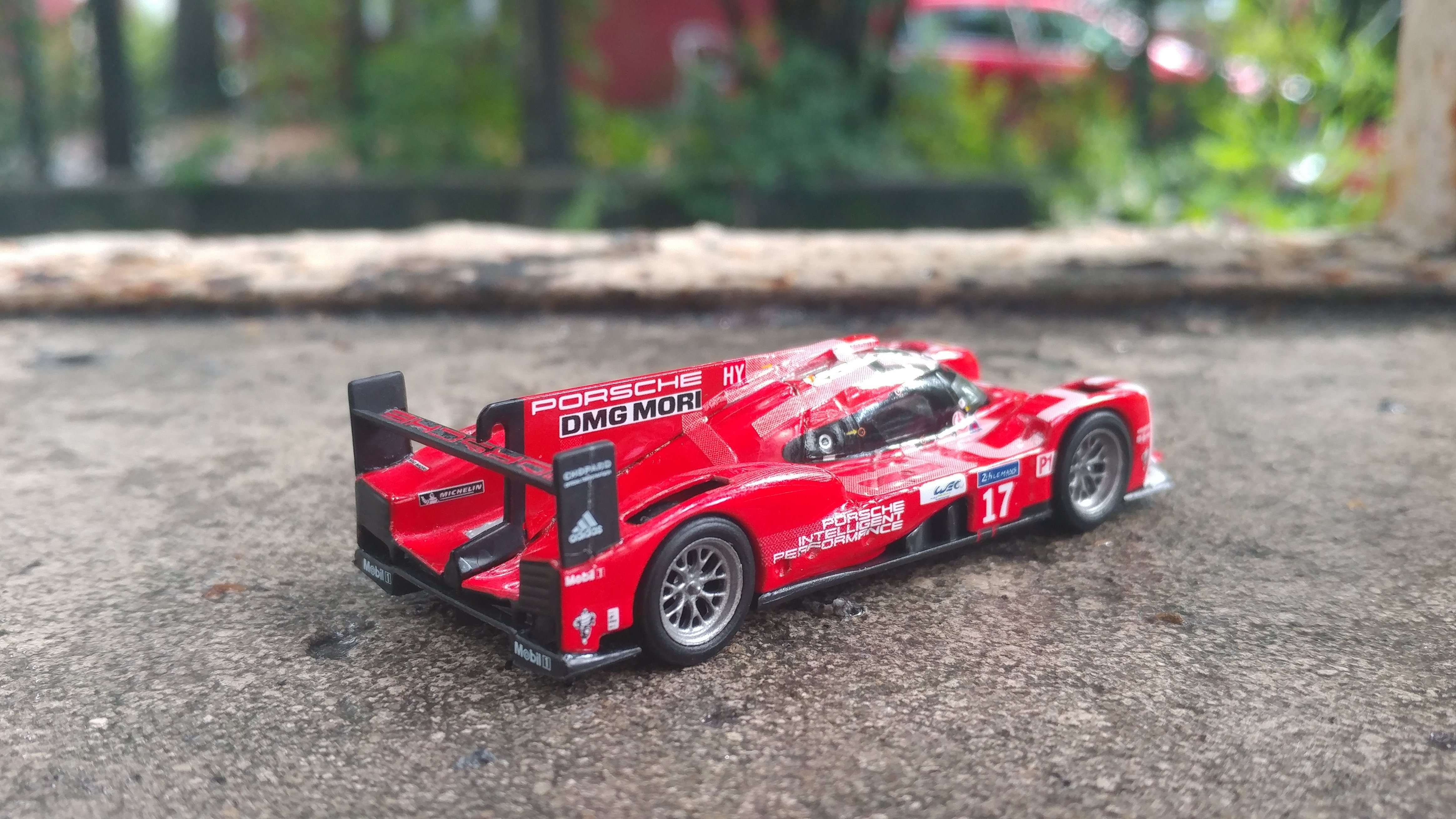 1/64 Spark: Porsche 919