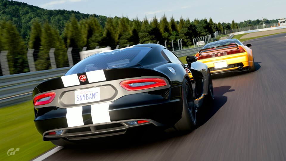 Here's hoping GT7 has local split-screen And it would be even nicer if  local multiplayer included a full grid to race against! Fingers crossed : r/ granturismo