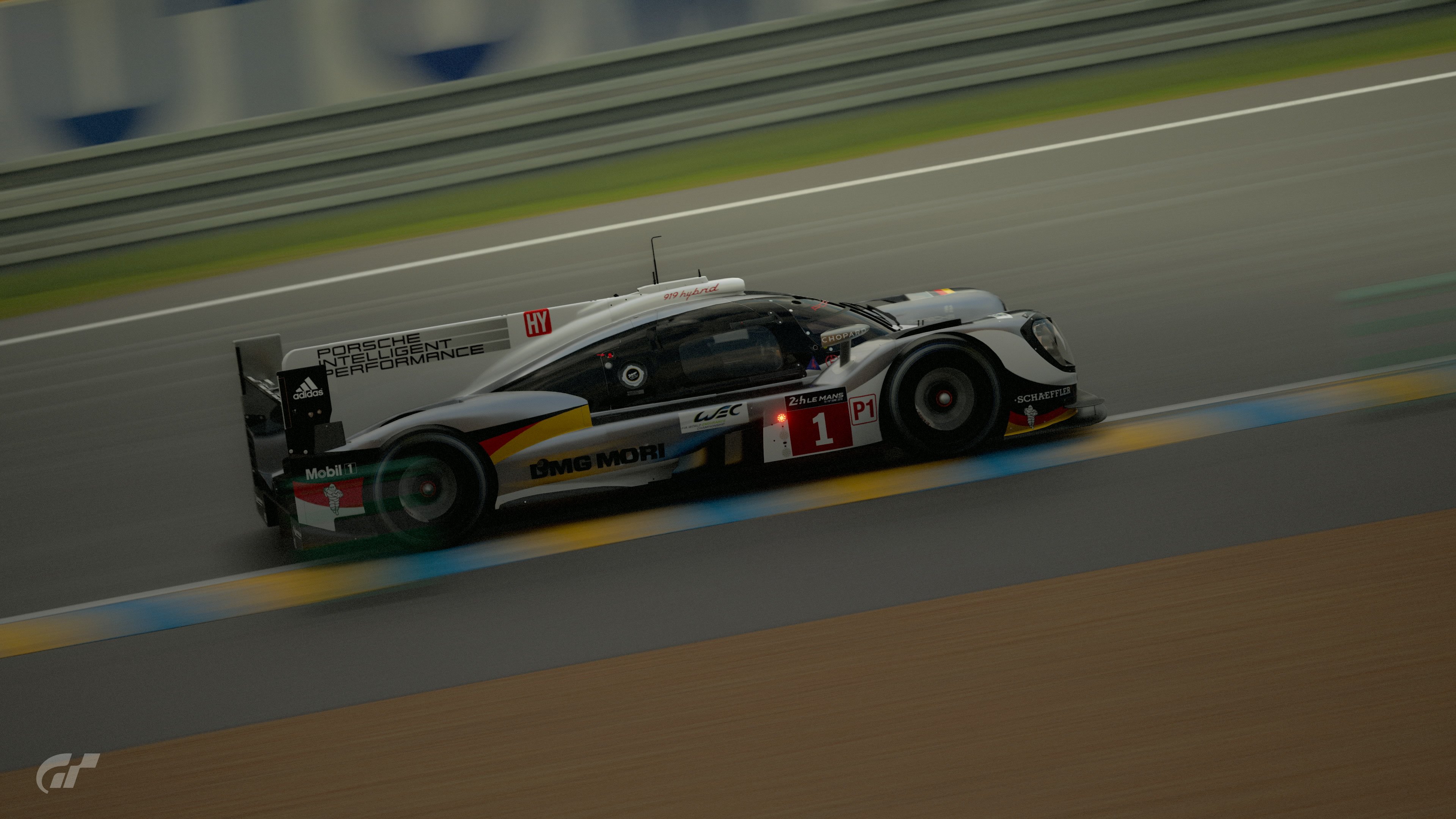 24 Heures du Mans race track__106.jpeg