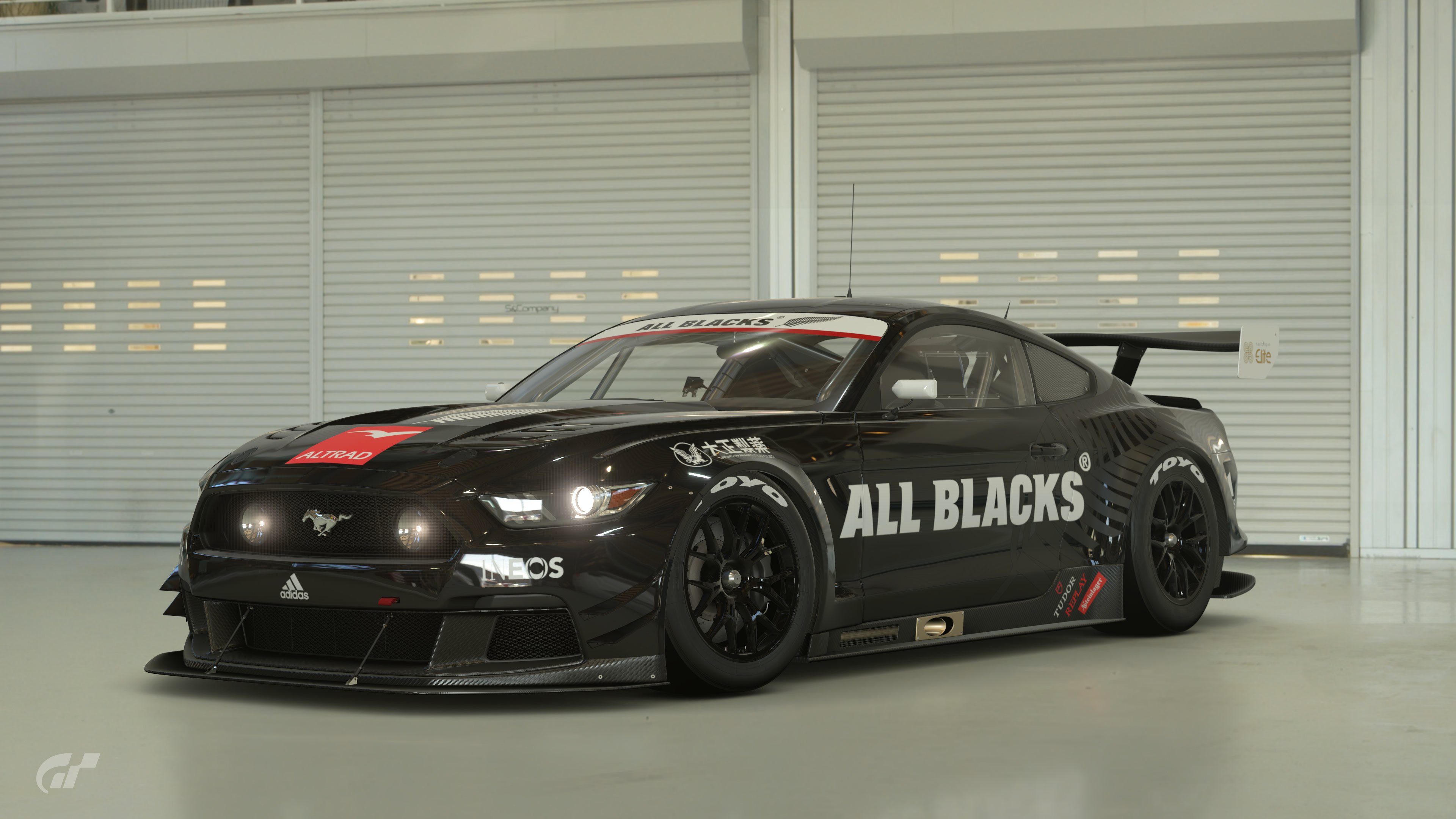 All Blacks Mustang Gr.3_1.jpg