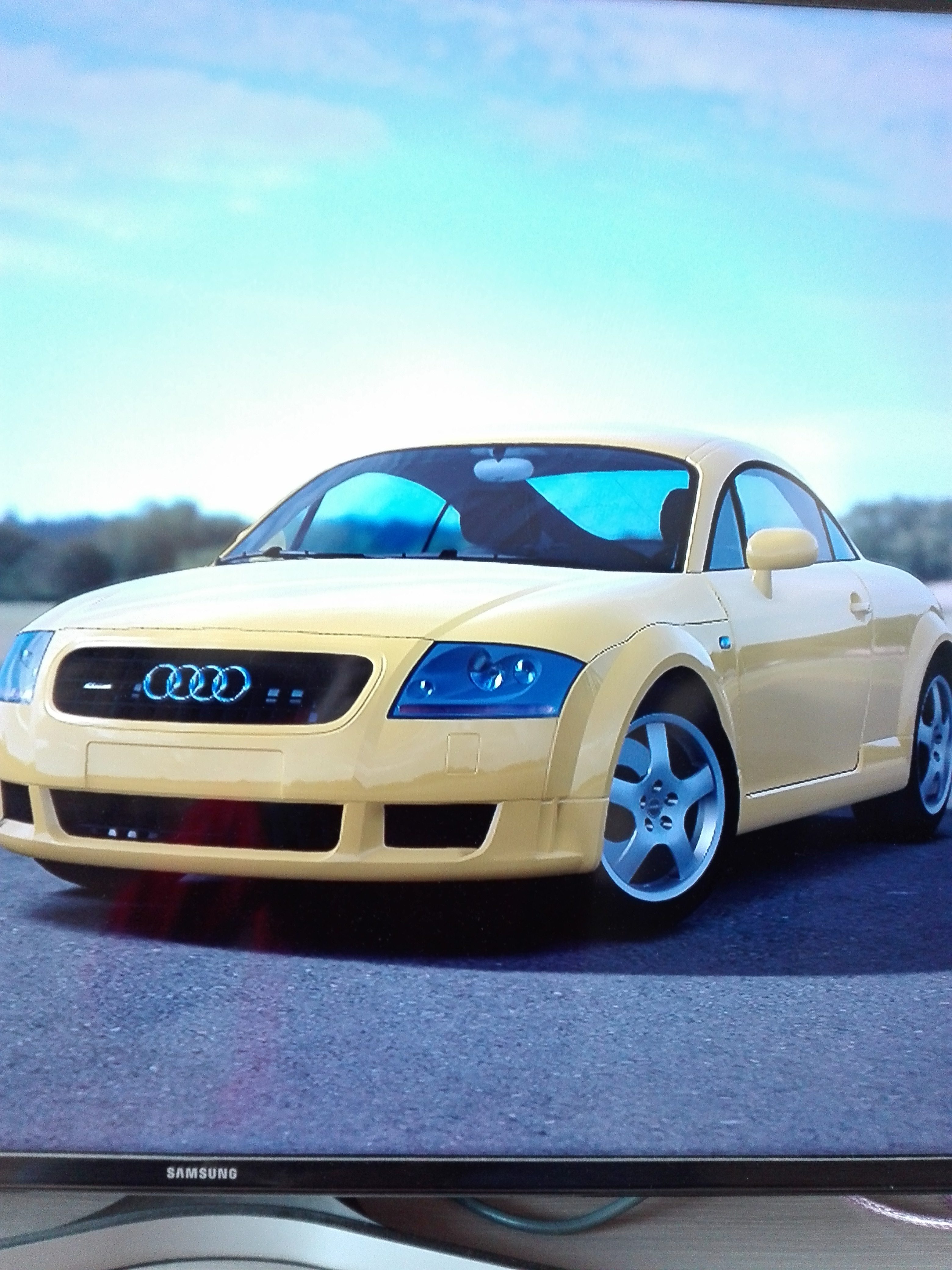 Audi TT Yellow