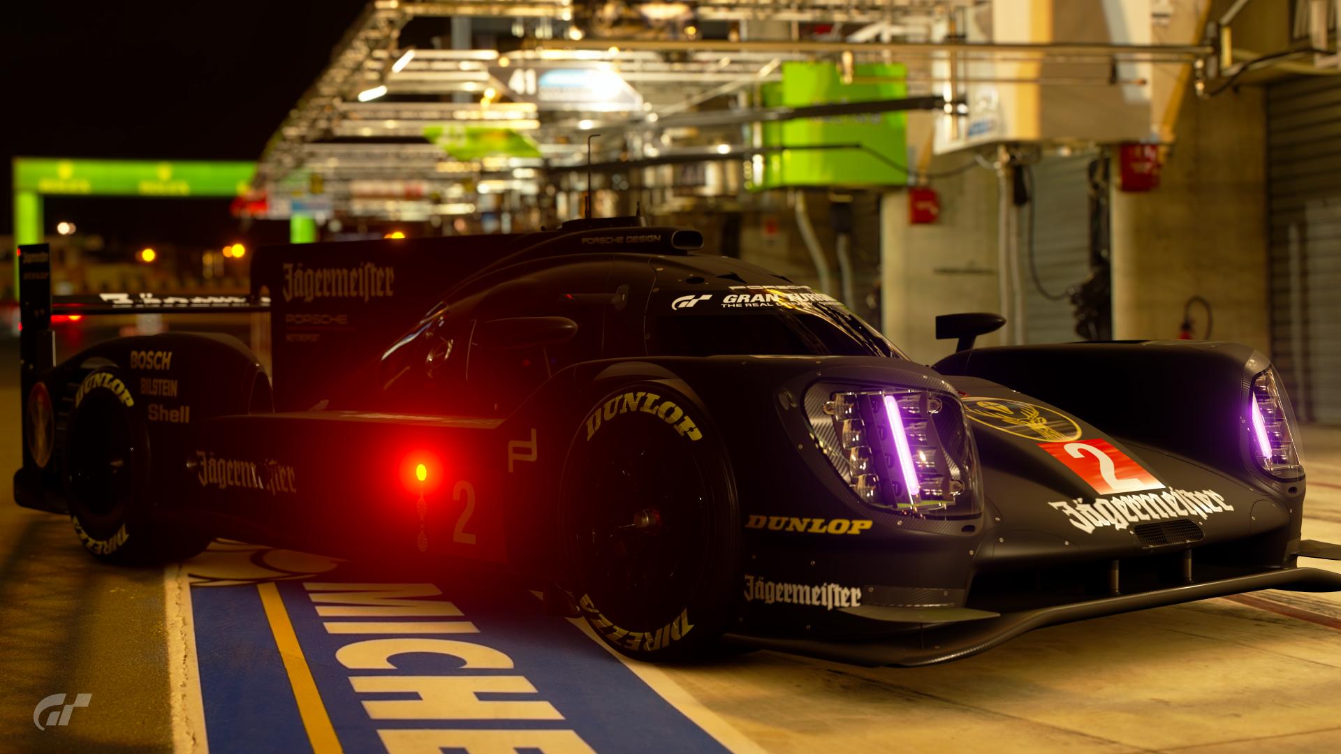 Blackout Pitlane