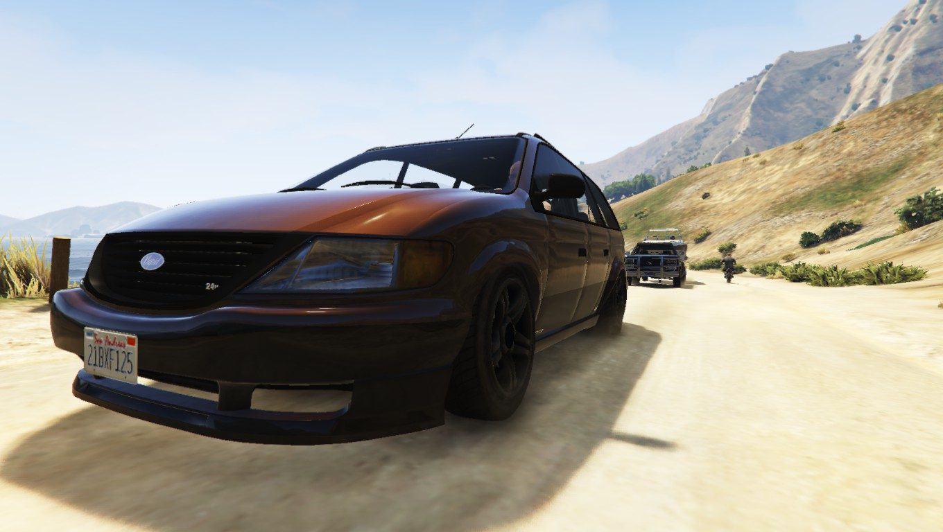 Boatman hunts down a criminal mastermind 3
