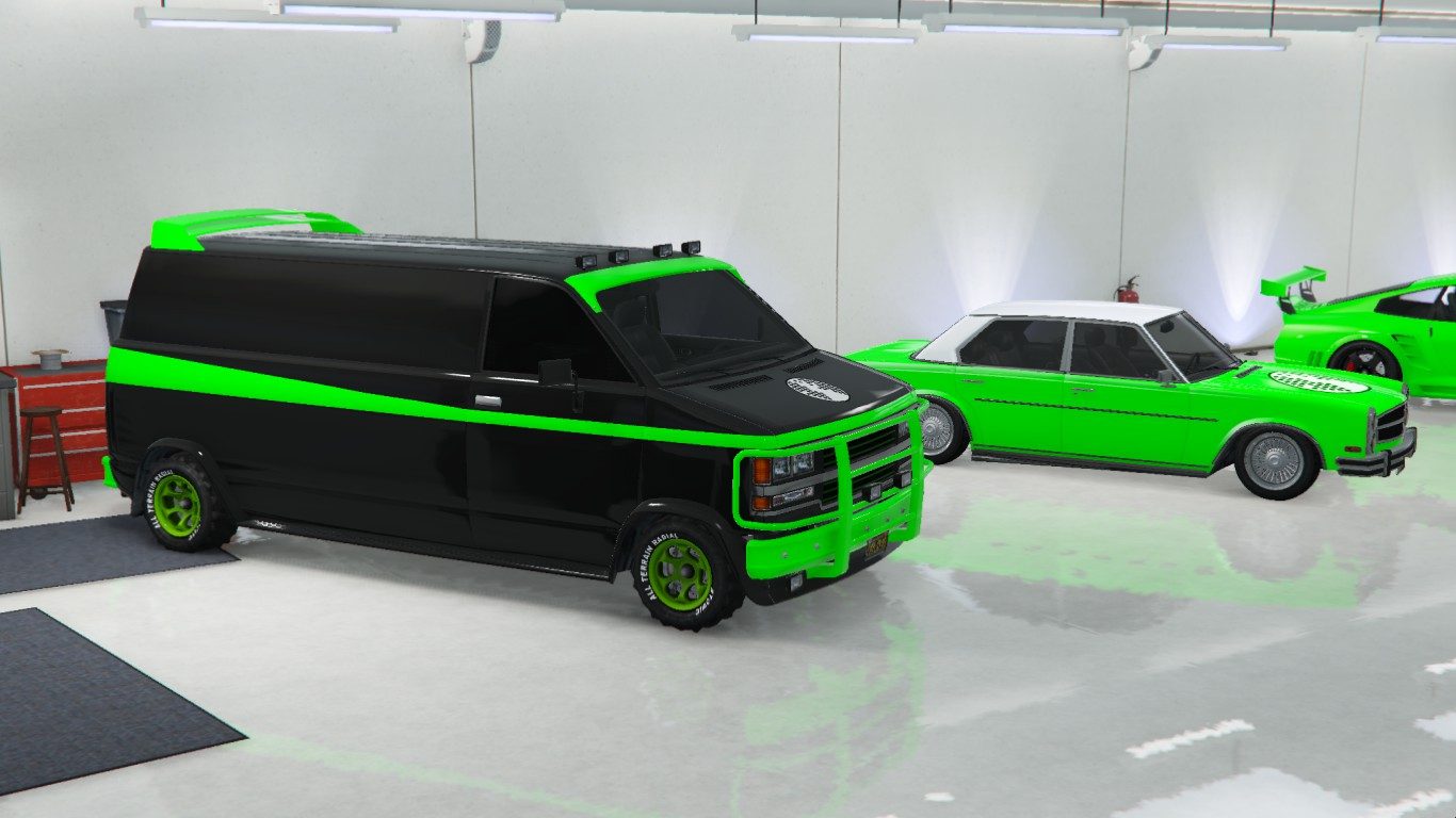 CallmeDan Green crewview 2