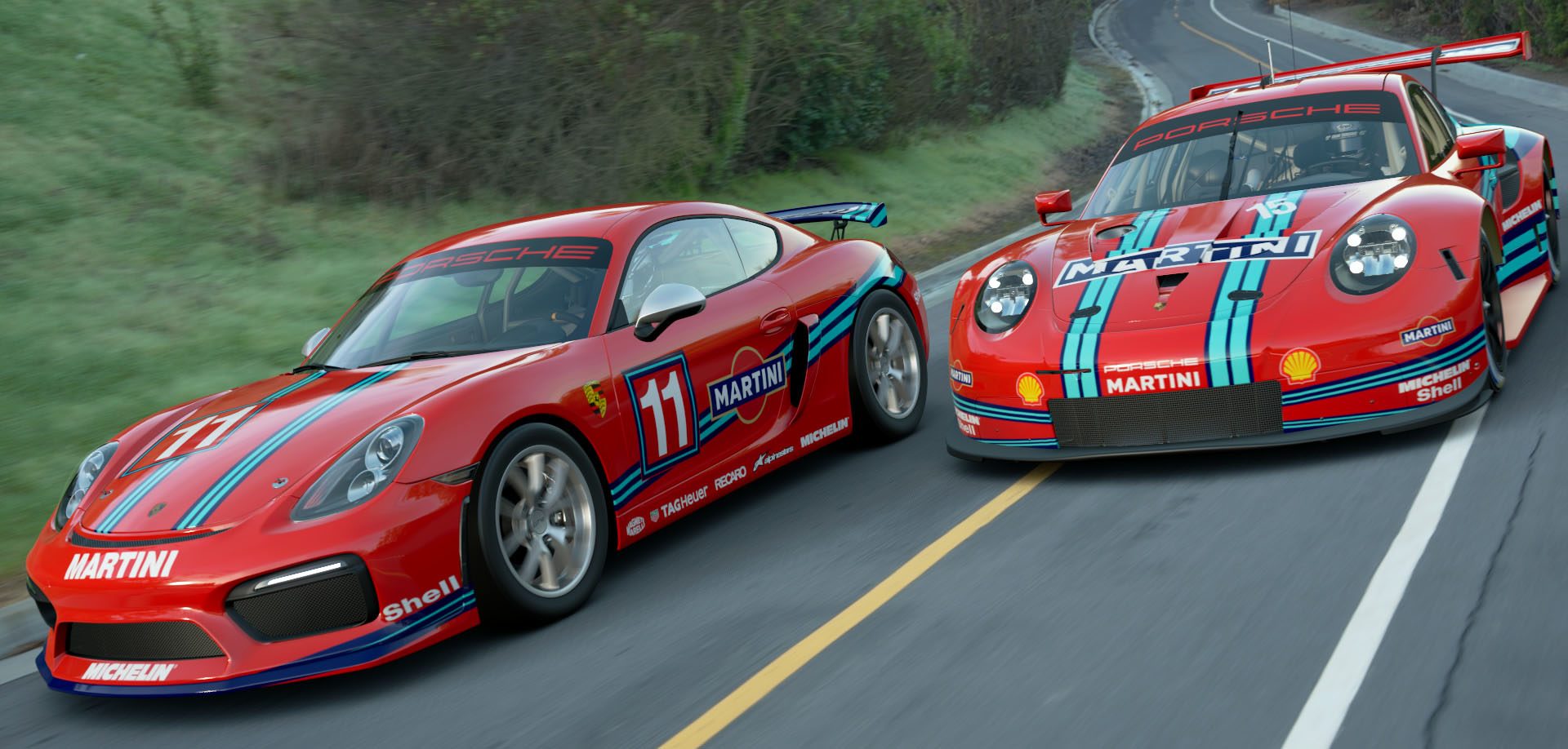 Cayman GT4 Vs 911 RSR V1