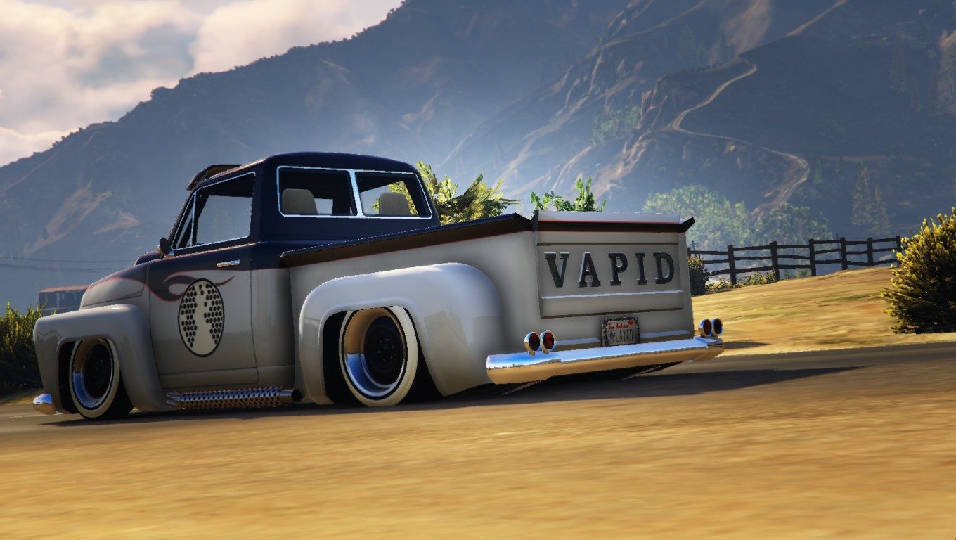 Cradle to the grave: Tim Vapid's abominable Slamvan Custom 10