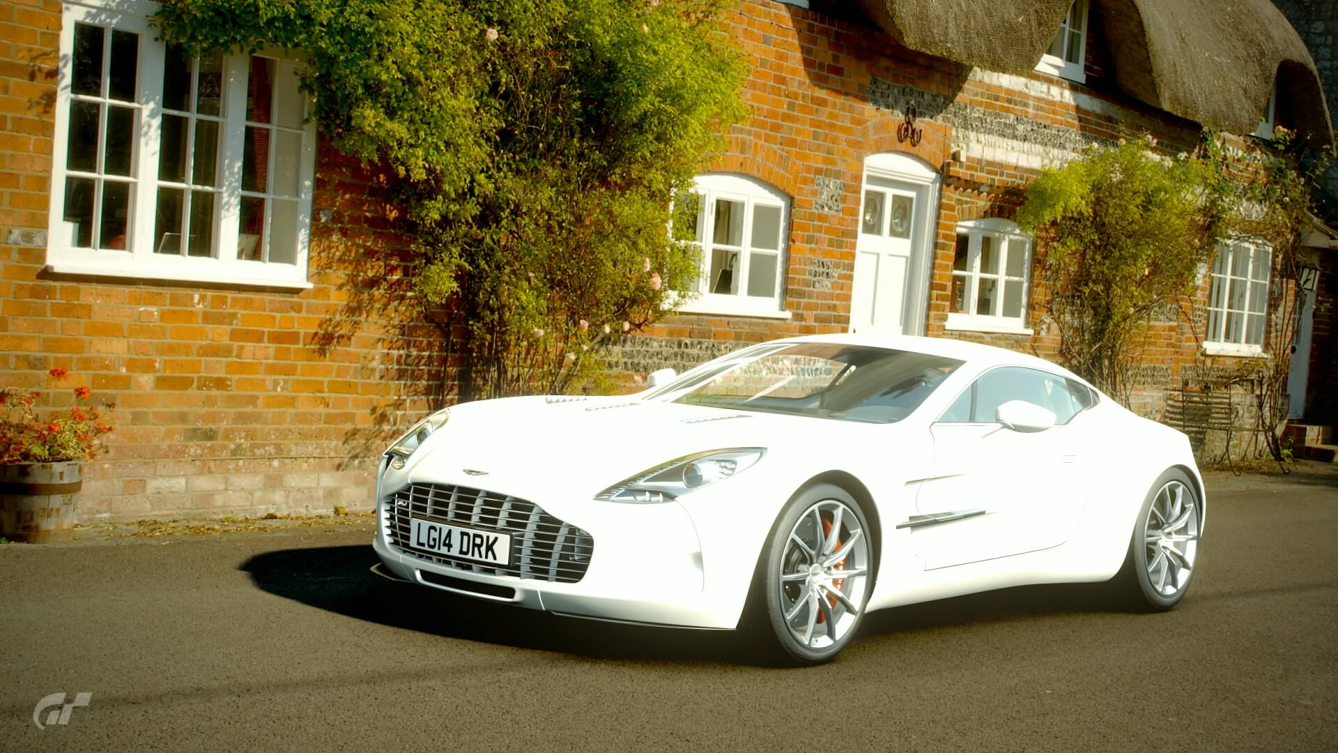 F 8