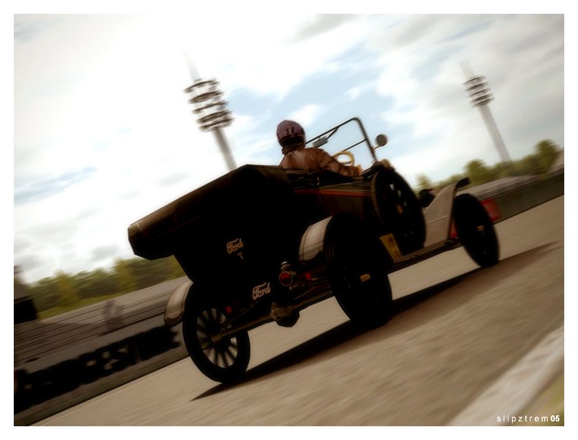 Ford Model T @ Grand Valley East II 01