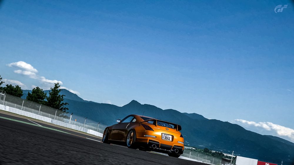 Fuji Speedway F_12 copy.jpg